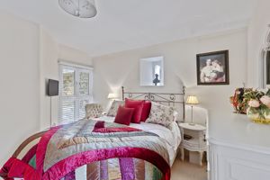 Photo 21- click for photo gallery